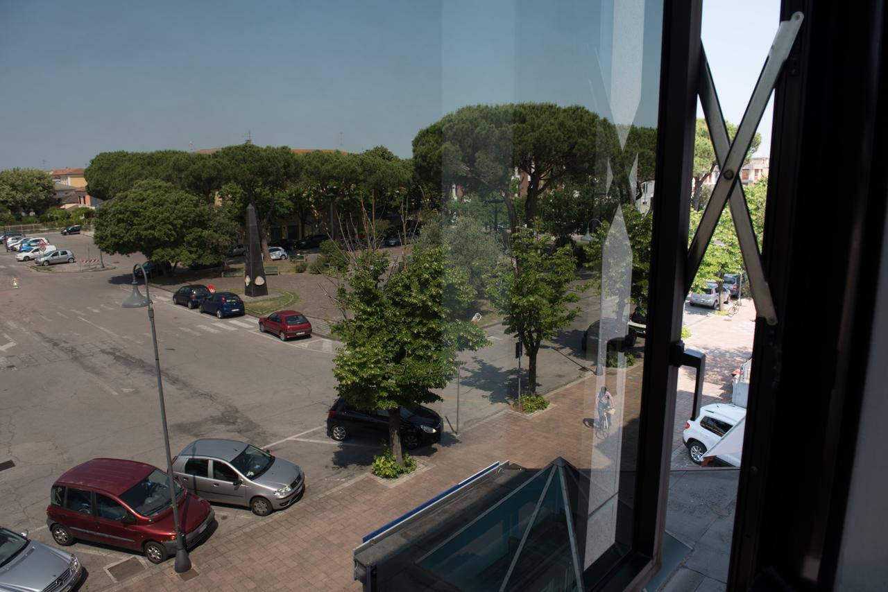 Hotel Tessarin Taglio Di Po Exterior photo